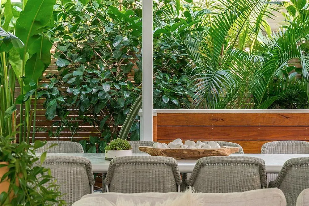 Cavvanbah Lane Byron Bay Holiday home